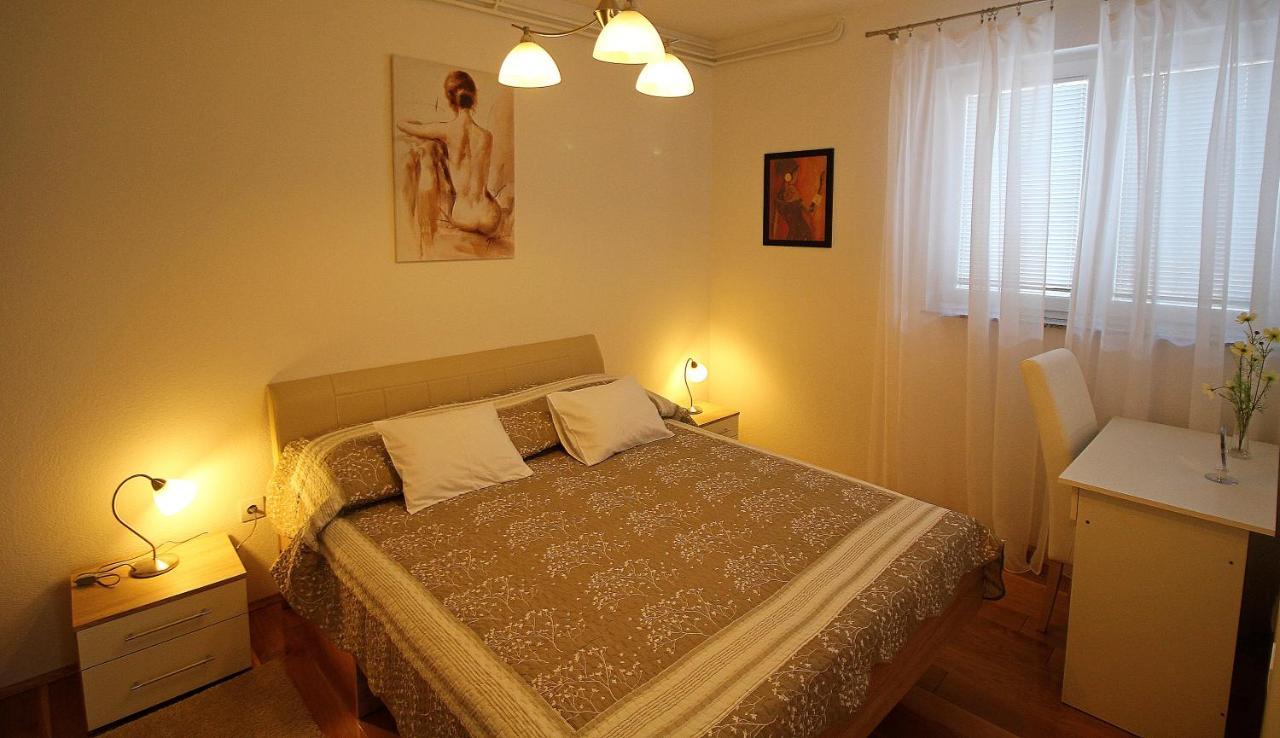 Apartmani Bozena Makarska Buitenkant foto